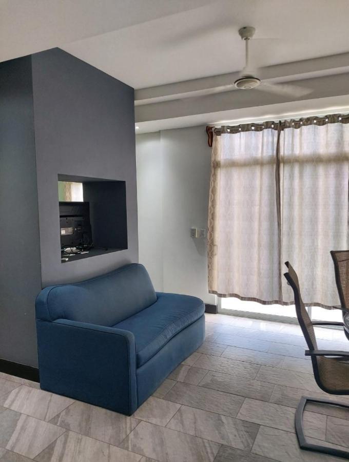 Pura Vida Apartments 奎波斯城 外观 照片